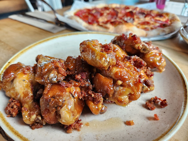 Opinii despre Tap & Barrel • Olympic Village în Vancouver - Hospitality and gastronomy