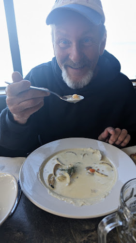 Opinii despre Shady Rest | Restaurant & Pub în Qualicum Beach - Hospitality and gastronomy