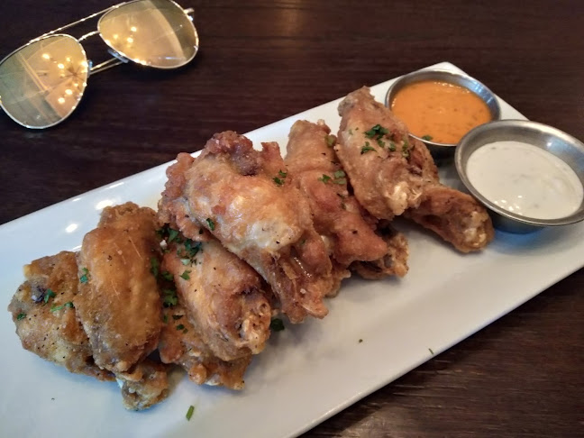 630 8 Ave SW #102, Calgary, AB T2P 1G6