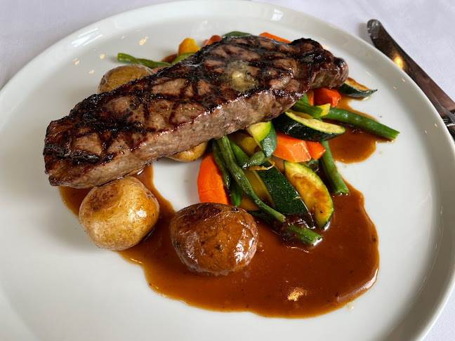 The School Fine Dining - Markham