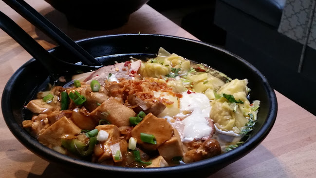 Opinii despre Spicy Garden Pho House Restaurant în Saskatoon - Hospitality and gastronomy