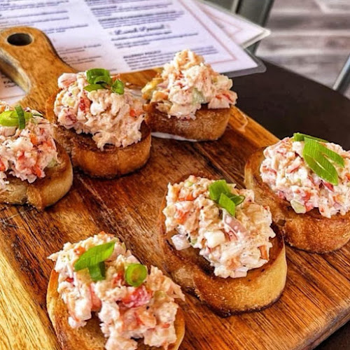 Opinii despre VERA Kitchen & Bar în Miramichi - Hospitality and gastronomy