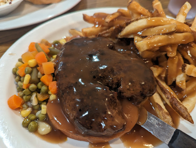 Gus's Restaurant - Hospitality and gastronomy