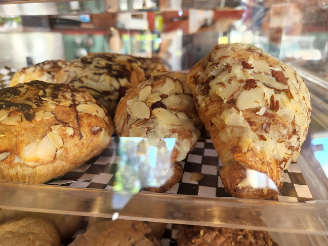 Wick's Cafe - Hospitality and gastronomy