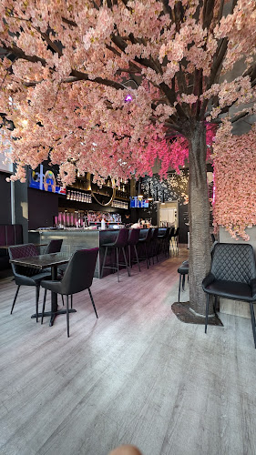 10236 103 St NW, Edmonton, AB T5J 0Y8