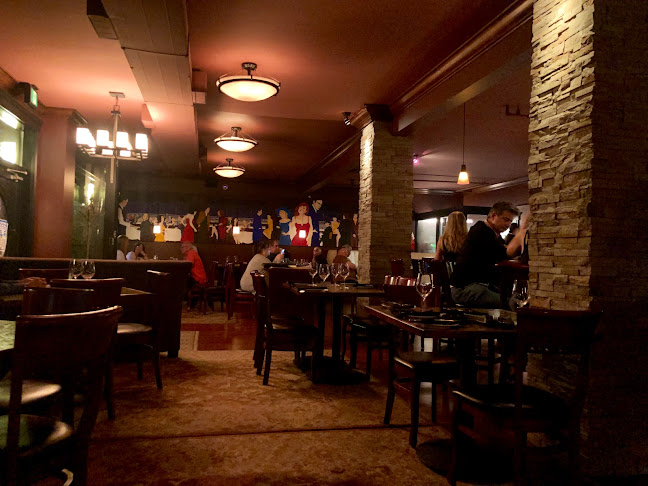 Opinii despre Bin 101 Wine & Tapas Bar în White Rock - Hospitality and gastronomy