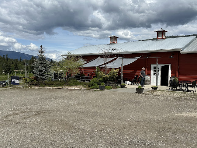 3181 11 Ave NE, Salmon Arm, BC V1E 2S8