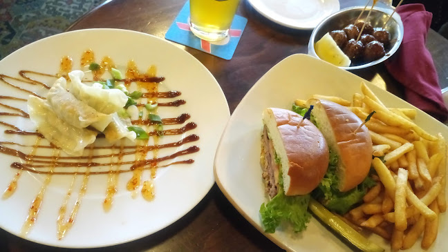 The Red Lion Bar & Grill