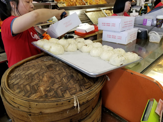 New Town Bakery & Restaurant - Vancouver