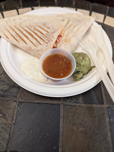 Pamola Bakery & Deli - Hospitality and gastronomy