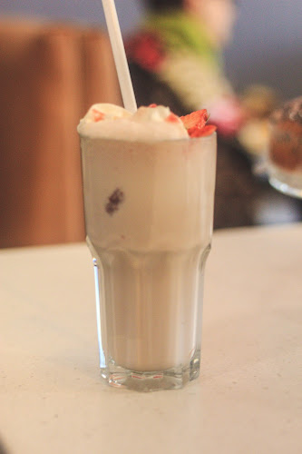 Comentarii opinii despre Friends & Neighbours Cafe