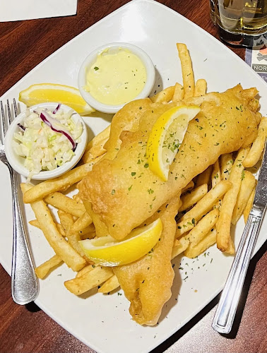 260 Pinewood Park Dr, North Bay, ON P1B 8Z4