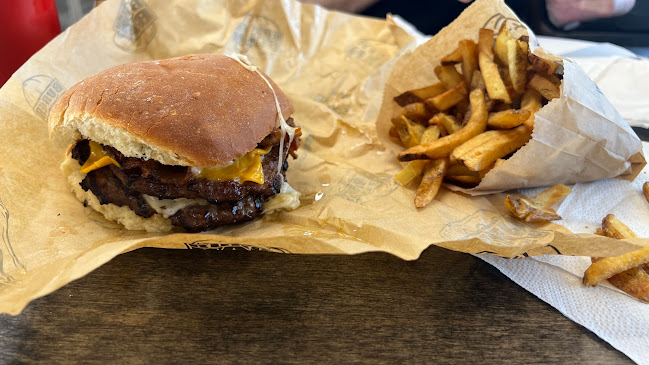 Burger Barn - Thunder Bay