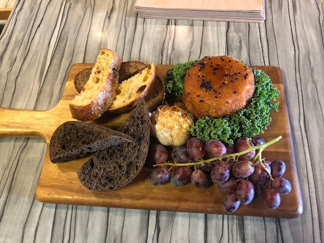 Opinii despre SoCal Restaurant & Lounge în Campbell River - Hospitality and gastronomy