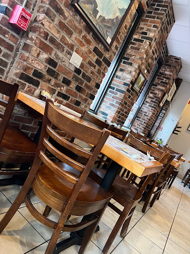 Linda's coffee shop and Restaurant - Hospitality and gastronomy