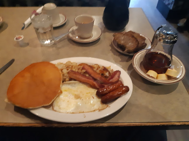 Comentarii opinii despre Modern Family Restaurant