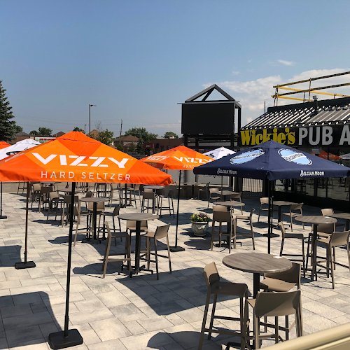 Opinii despre Wickie's Pub And Restaurant (Grove Location) în Barrie - Hospitality and gastronomy