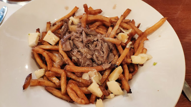 69 Brock St, Kingston, ON K7L 1R8