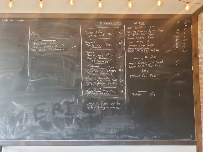 Opinii despre The Tangerine Tortoise în St. Catharines - Hospitality and gastronomy