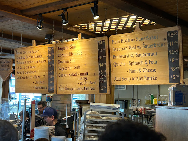 2041 Harvey Ave, Kelowna, BC V1Y 6G6