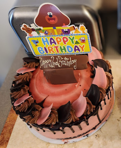 Opinii despre La Patisserie Fine Cakes & Pastries Inc. în Kitchener - Hospitality and gastronomy