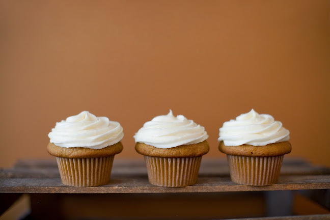 Crave Cupcakes Saskatoon - Saskatoon