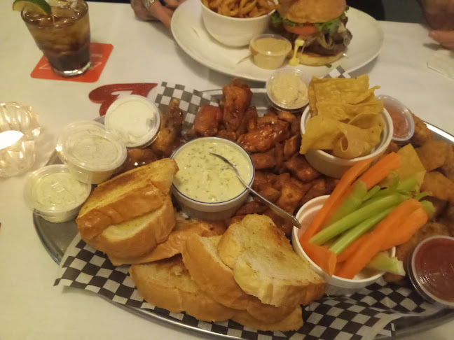 Opinii despre New Trevi Restaurant în Greater Sudbury - Hospitality and gastronomy