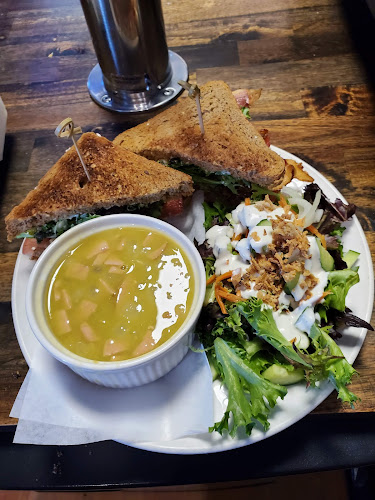 Miche Cafe & Bar - Hospitality and gastronomy