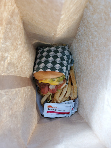 Opinii despre George's Food Bar Ltd în Courtenay - Hospitality and gastronomy