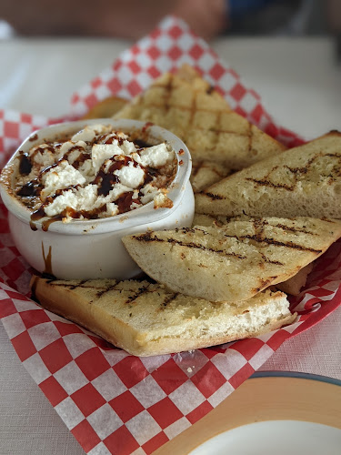 1753 Kingston 2, Kingston, ON K7L 4V1