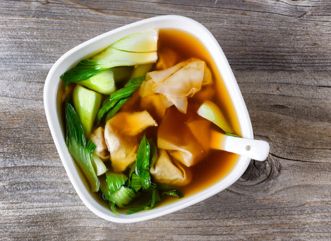 Opinii despre Kiki Gardens Restaurant în Vernon - Hospitality and gastronomy