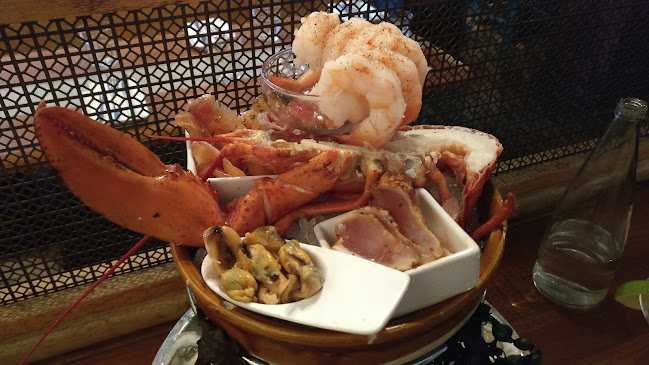 100 Adelaide St E, Toronto, ON M5C 1K9