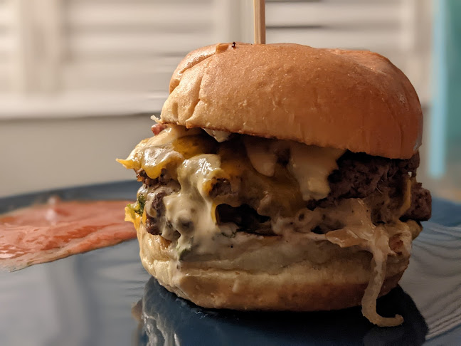 407 Iroquois Shore Rd Unit 4, Oakville, ON L6H 1M3