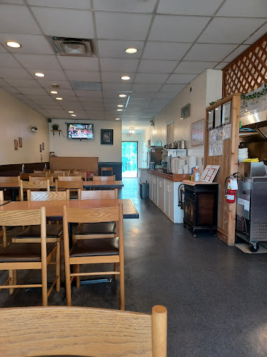 14916 104 Ave, Surrey, BC V3R 1M8