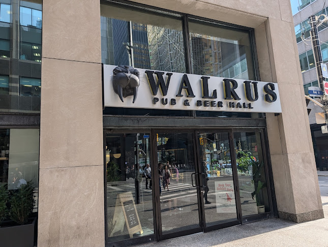 Opinii despre Walrus Pub & Beer Hall în Toronto - Hospitality and gastronomy