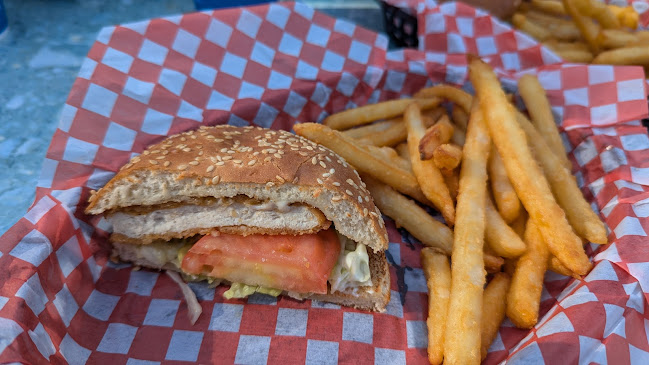 Beacon Drive In Restaurant