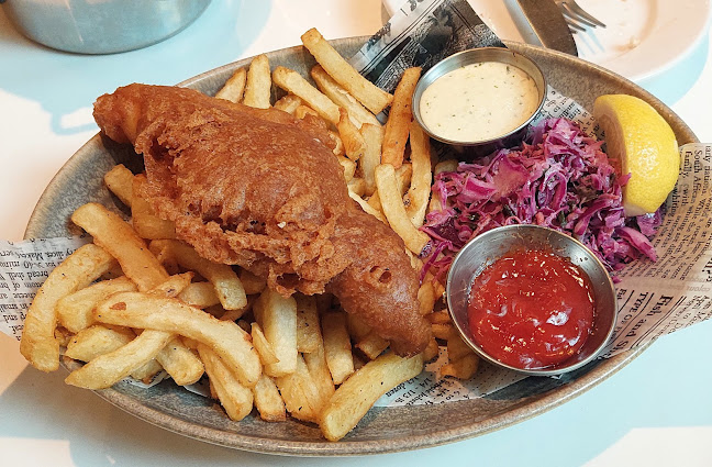 Fanny Bay Oyster Bar & Shellfish Market - Vancouver