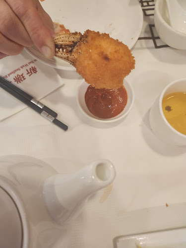 4940 Number 3 Rd, Richmond, BC V6X 3A5