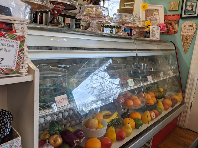 Comentarii opinii despre The Bag Lady Variety