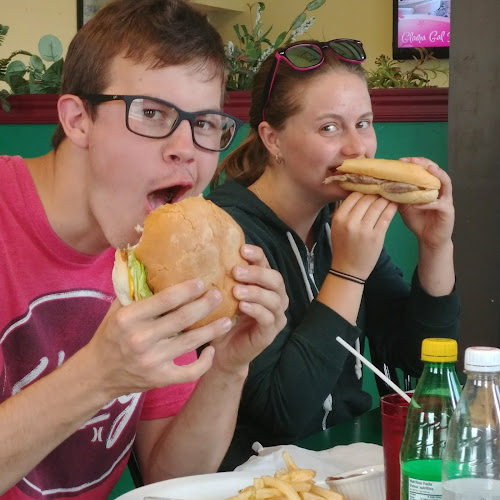 Comentarii opinii despre Gonga's Grill Falconbridge