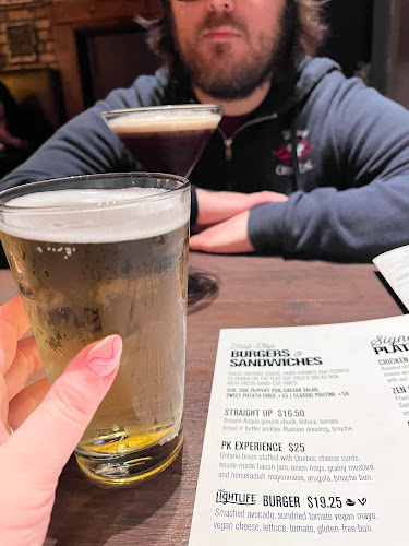 Comentarii opinii despre Murphy's Law Pub And Kitchen