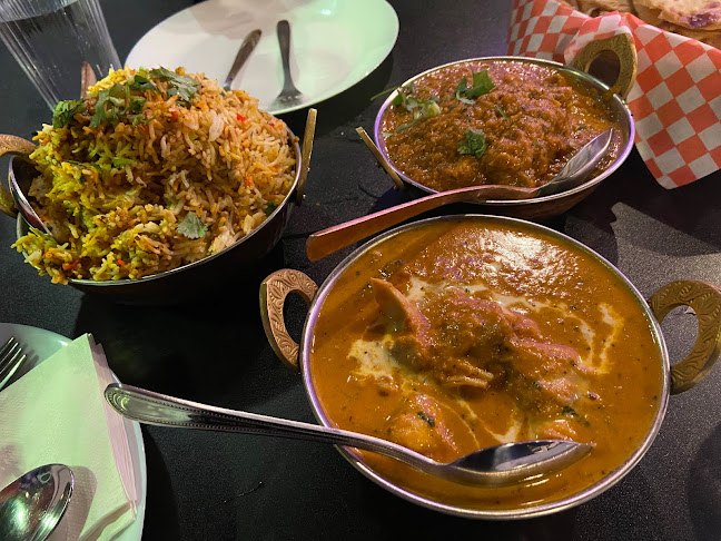 Opinii despre Royal Spice Indian & Hakka Chinese Restaurant în Hamilton - Hospitality and gastronomy