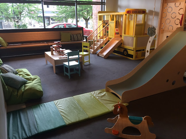 Circus Play Cafe - Hospitality and gastronomy