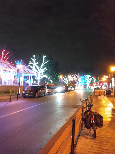 Dum Dums Sports Bar - Hospitality and gastronomy