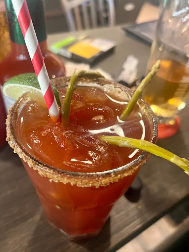 112 Maple Ridge Dr NW, Edmonton, AB T6P 1J3