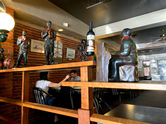 Streatside Eatery - Lethbridge