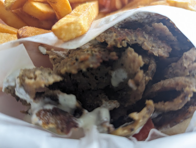 Opinii despre Sofos Greek Restaurant în Windsor - Hospitality and gastronomy