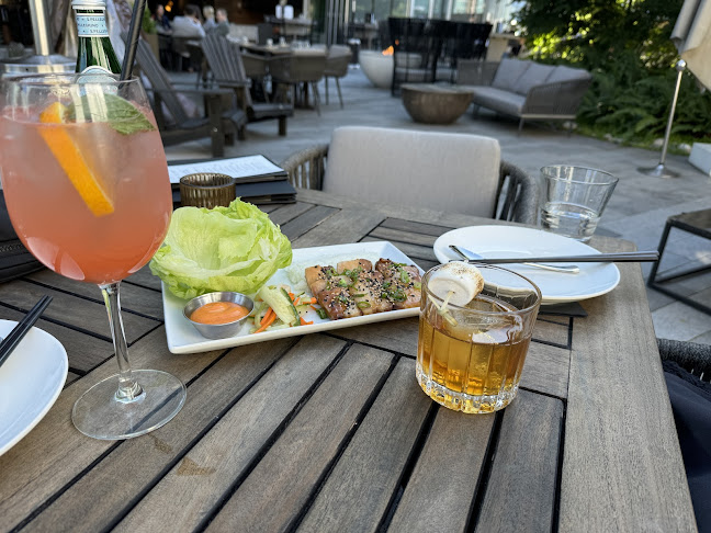 Comentarii opinii despre D/6 Bar & Lounge