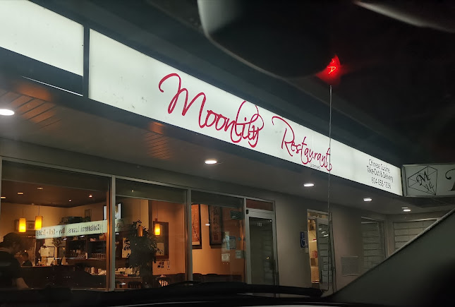 MoonIiIy Restaurant - Chilliwack