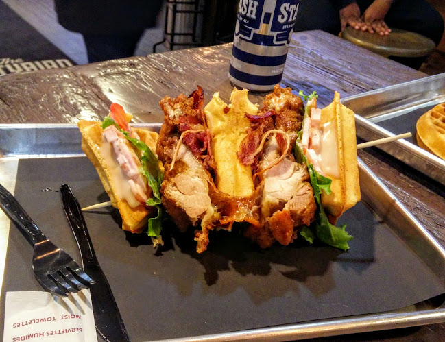 79 Kensington Ave, Toronto, ON M5T 2K2